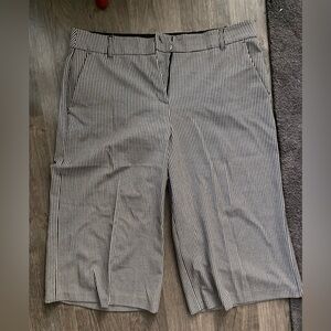 Lane Bryant The Lena Houndstooth Wide Leg Mid Rise Dress Pant